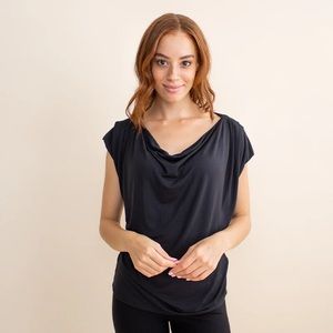 Black, size medium evolve top from Encircled.